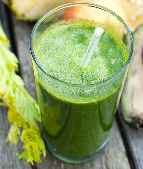 Kale Lemonade with Ginger & Apple